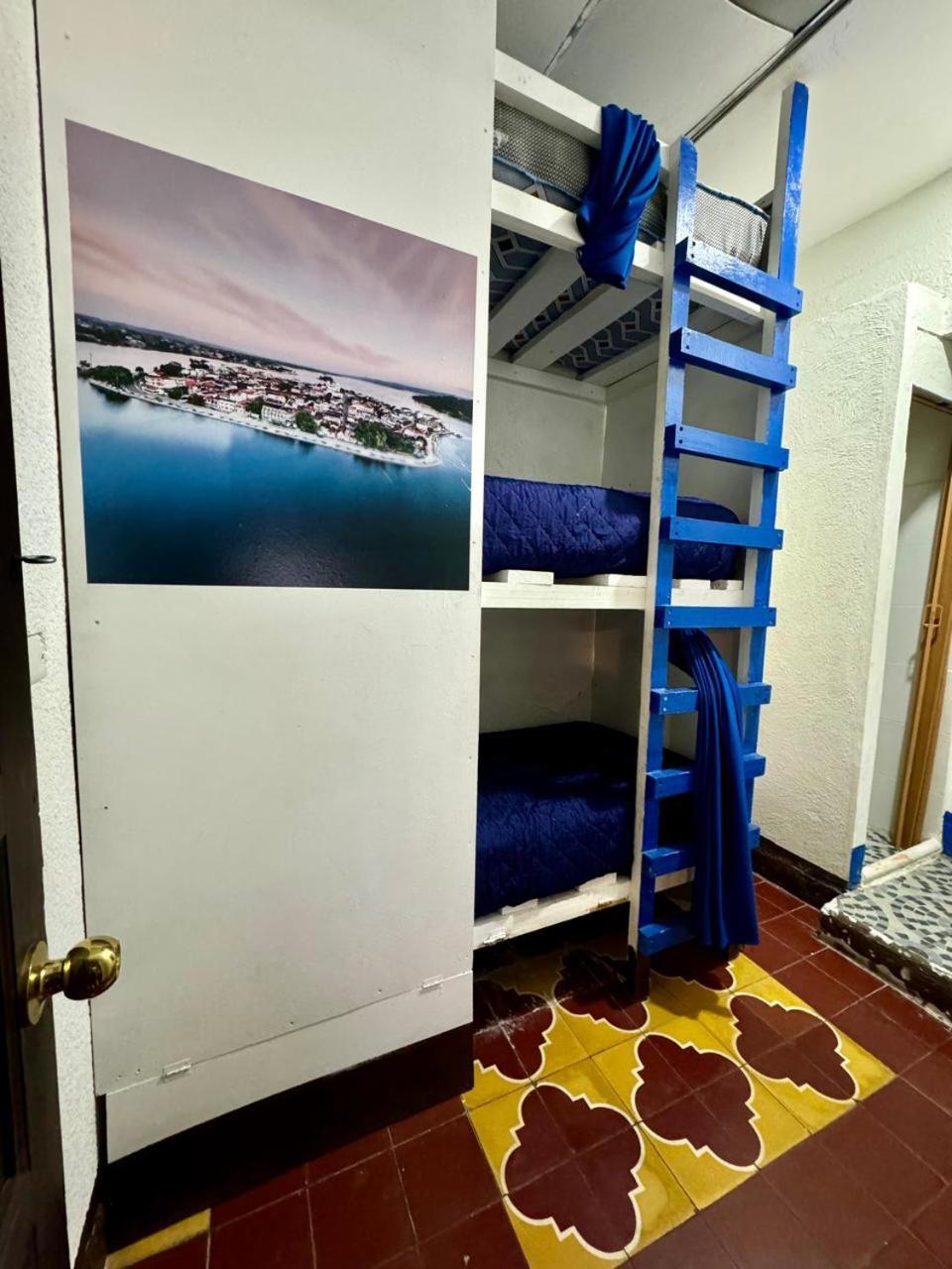Kamazoztz Hostel And Travel Antigua Eksteriør bilde