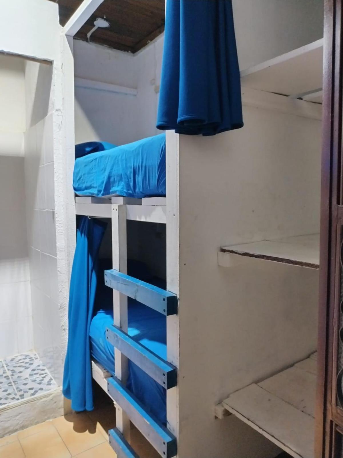 Kamazoztz Hostel And Travel Antigua Eksteriør bilde
