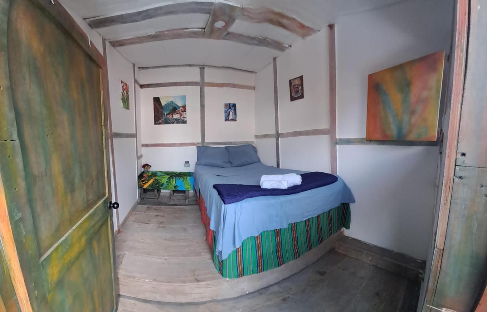 Kamazoztz Hostel And Travel Antigua Eksteriør bilde